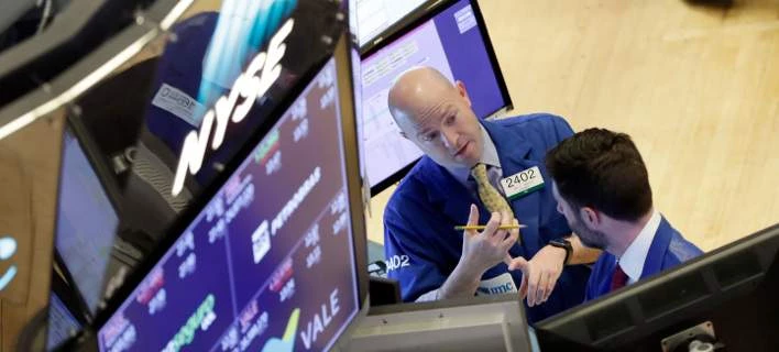 Χάος στις διεθνείς αγορές από την κλιμάκωση του εμπορικού πολέμου ΗΠΑ-Κίνας